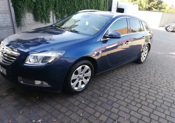 pomorskie Opel Insignia cena 25500 przebieg: 295000, rok produkcji 2011 z Tczew